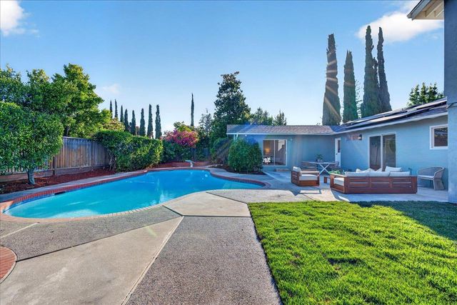 19798 Colby Court, Saratoga, CA 95070