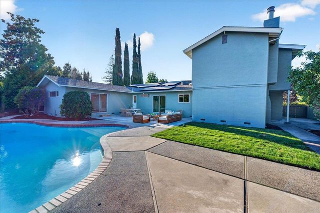 19798 Colby Court, Saratoga, CA 95070