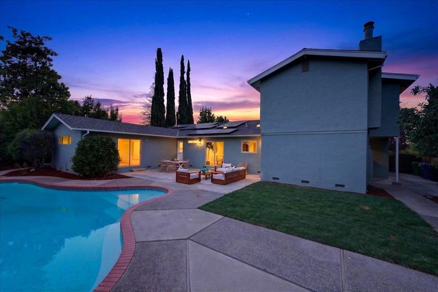 19798 Colby Court, Saratoga, CA 95070