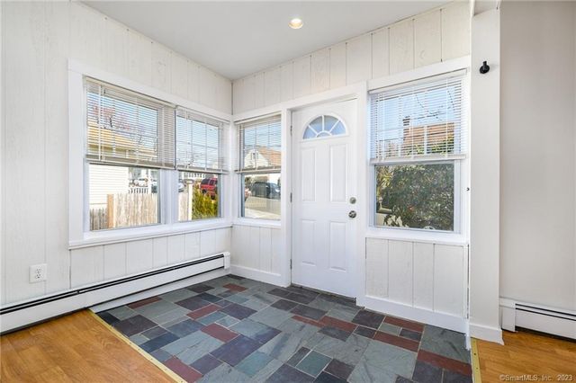 15 Duncanson Street, Stamford, CT 06905