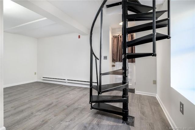 15 Duncanson Street, Stamford, CT 06905