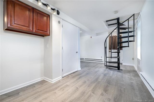 15 Duncanson Street, Stamford, CT 06905