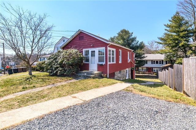 15 Duncanson Street, Stamford, CT 06905