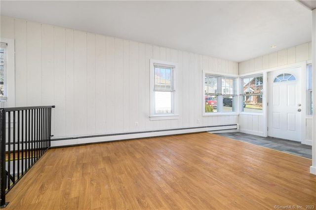 15 Duncanson Street, Stamford, CT 06905