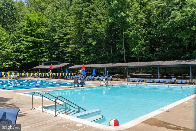 7032 WILSON LN, Bethesda, MD 20817
