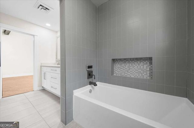 5535 Hidden Harbor Drive, Gainesville, GA 30504