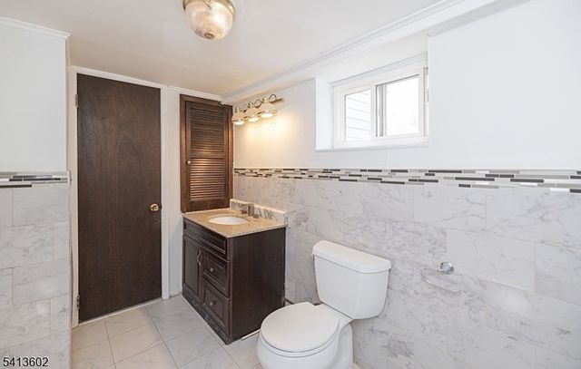 287 Atlantic Dr, Parsippany-troy Hills Twp., NJ 07054