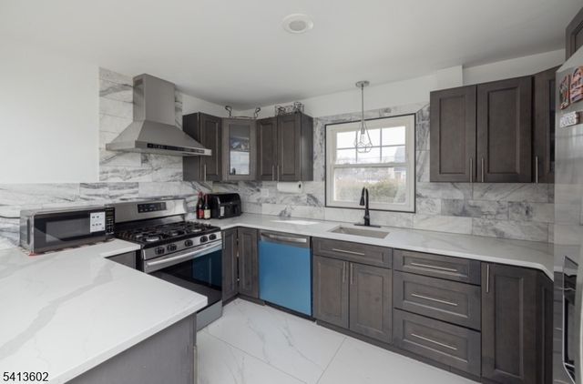 287 Atlantic Dr, Parsippany-troy Hills Twp., NJ 07054