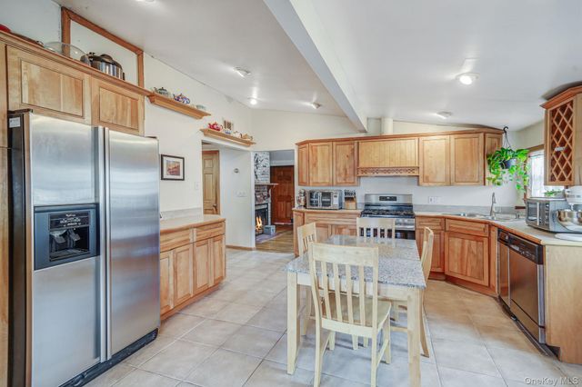 229 4th Street, Saint James, NY 11780