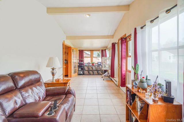 229 4th Street, Saint James, NY 11780