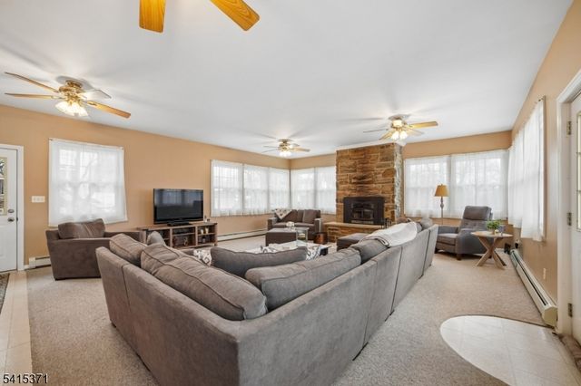 12 Linwood Ter, Caldwell Boro Twp., NJ 07006