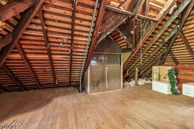 12 Linwood Ter, Caldwell Boro Twp., NJ 07006