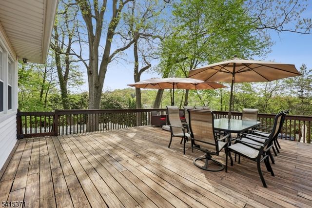 12 Linwood Ter, Caldwell Boro Twp., NJ 07006