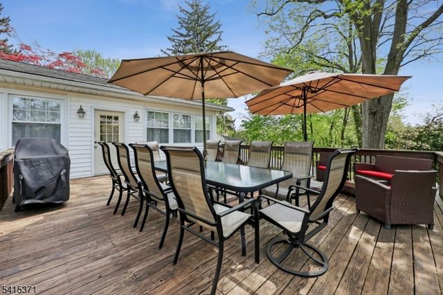 12 Linwood Ter, Caldwell Boro Twp., NJ 07006