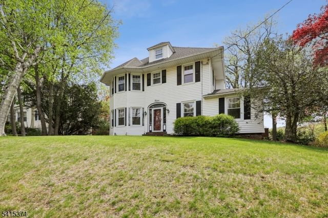 12 Linwood Ter, Caldwell Boro Twp., NJ 07006