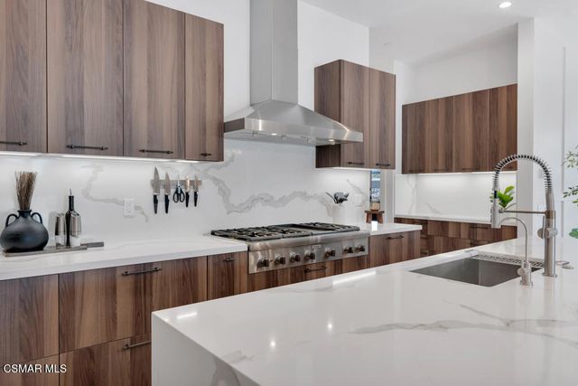 361 Toyon Court, Thousand Oaks, CA 91362