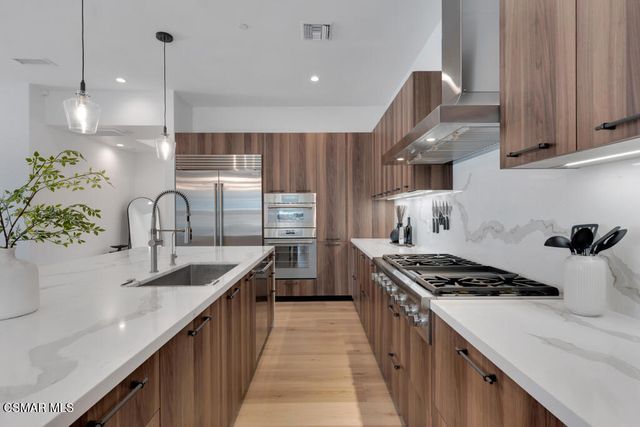 361 Toyon Court, Thousand Oaks, CA 91362