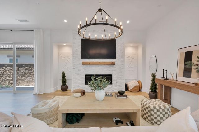 361 Toyon Court, Thousand Oaks, CA 91362
