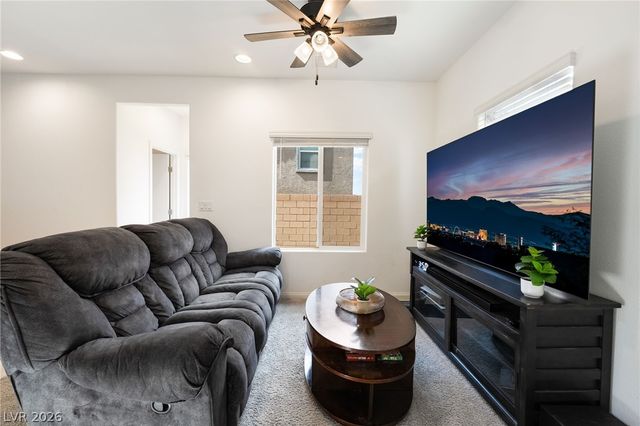88 Golden Aria Avenue, Henderson, NV 89011