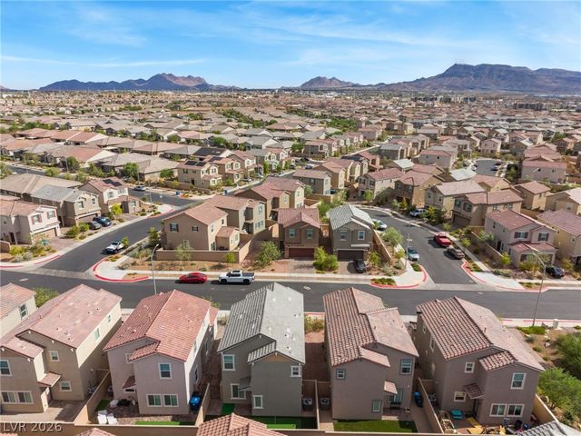 88 Golden Aria Avenue, Henderson, NV 89011