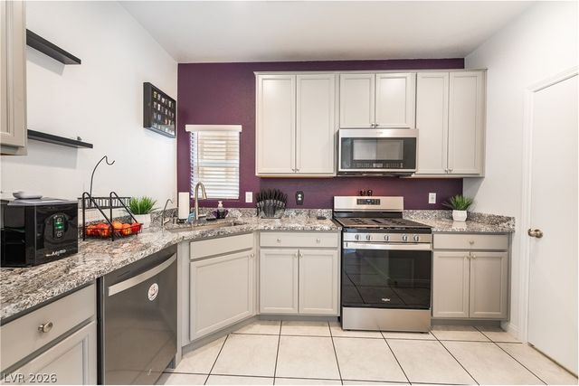 88 Golden Aria Avenue, Henderson, NV 89011