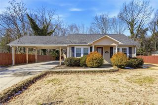 3932 Lexwin Avenue, Winston-salem, NC 27107