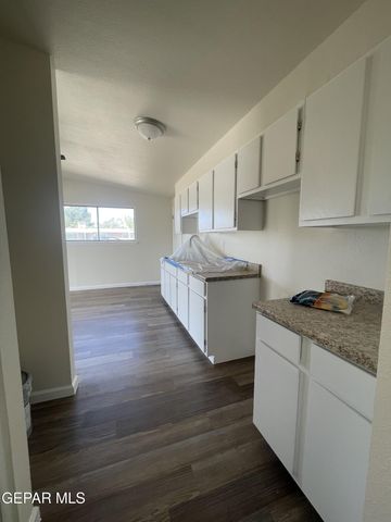 4449 FINCH Way, El Paso, TX 79922