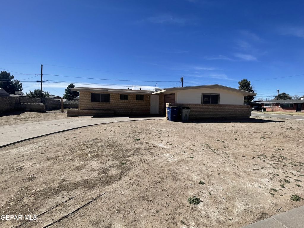 4449 FINCH Way, El Paso, TX 79922
