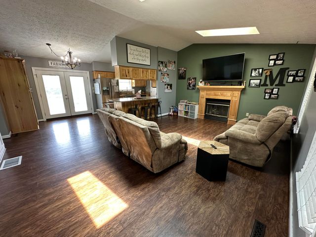 4040 Floyd HWY, Floyd, VA 24091