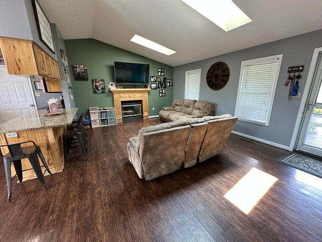 4040 Floyd HWY, Floyd, VA 24091