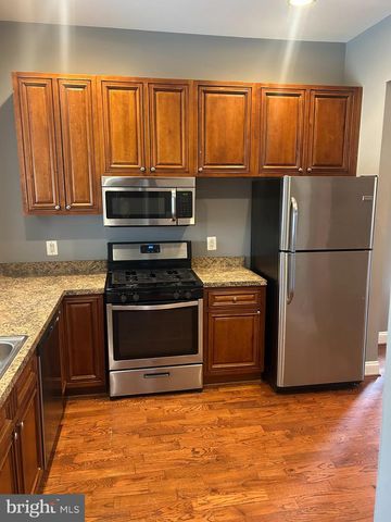 1924 16TH ST SE, Washington, DC 20032