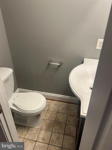 1924 16TH ST SE, Washington, DC 20032