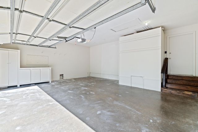 4 Almenara Lane, Hot Springs Village, AR 71909