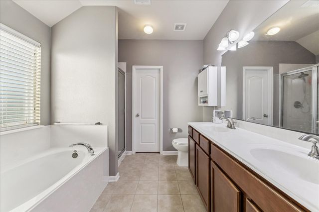 1310 Ainsley Way Drive, Pearland, TX 77581