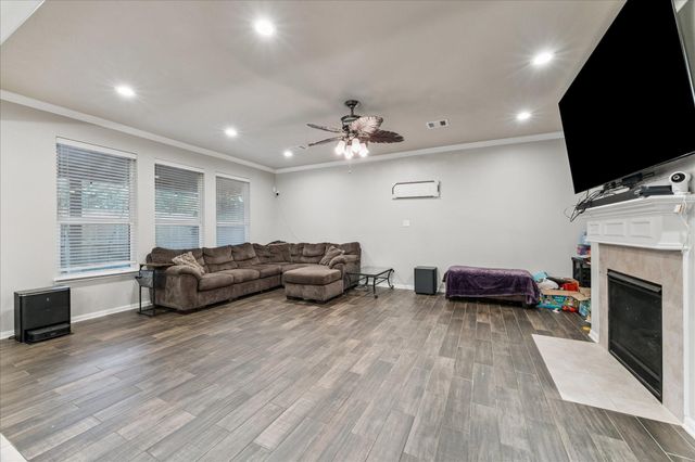 1310 Ainsley Way Drive, Pearland, TX 77581