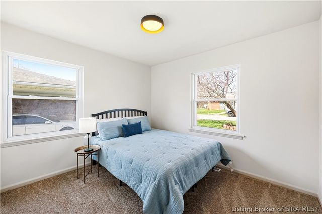 207 Reynolds Street, Charlestown, IN 47111