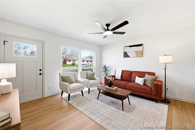 207 Reynolds Street, Charlestown, IN 47111