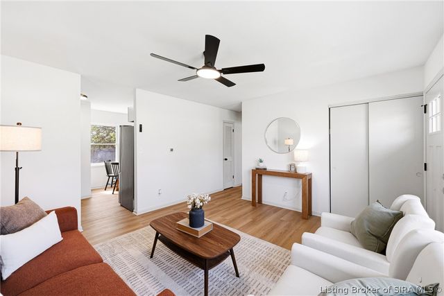 207 Reynolds Street, Charlestown, IN 47111