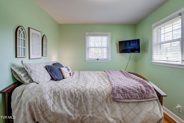 610 Ridgeview Drive, Johnson City, TN 37604