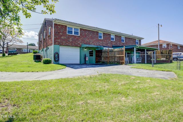 610 Ridgeview Drive, Johnson City, TN 37604