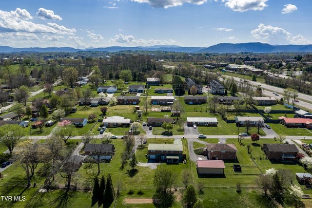 610 Ridgeview Drive, Johnson City, TN 37604