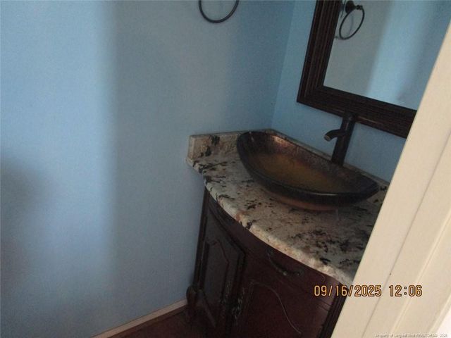 309 Broomfield Court, Fayetteville, NC 28311