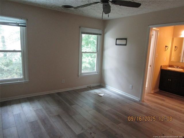 309 Broomfield Court, Fayetteville, NC 28311