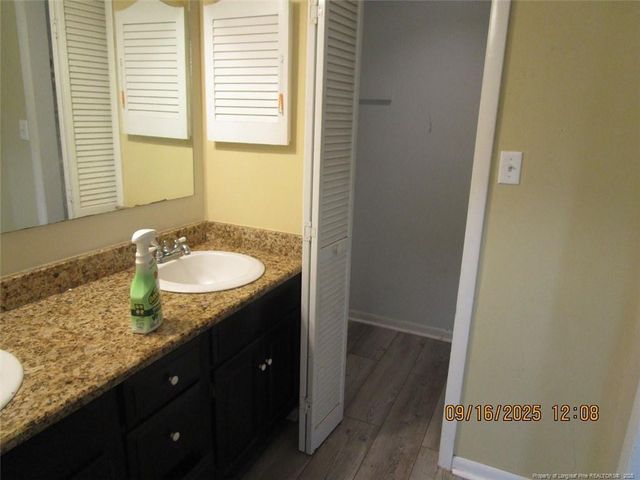 309 Broomfield Court, Fayetteville, NC 28311