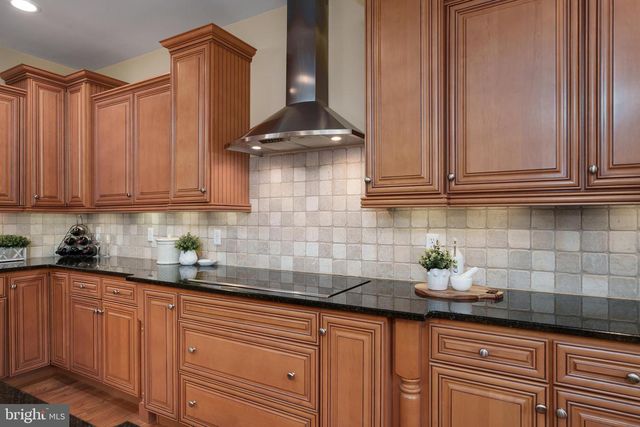 110 ORCHARD RD, Skillman, NJ 08558