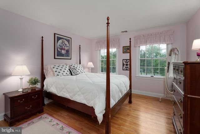 110 ORCHARD RD, Skillman, NJ 08558