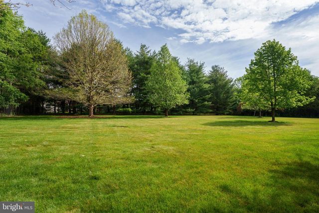 110 ORCHARD RD, Skillman, NJ 08558