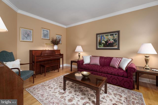 110 ORCHARD RD, Skillman, NJ 08558