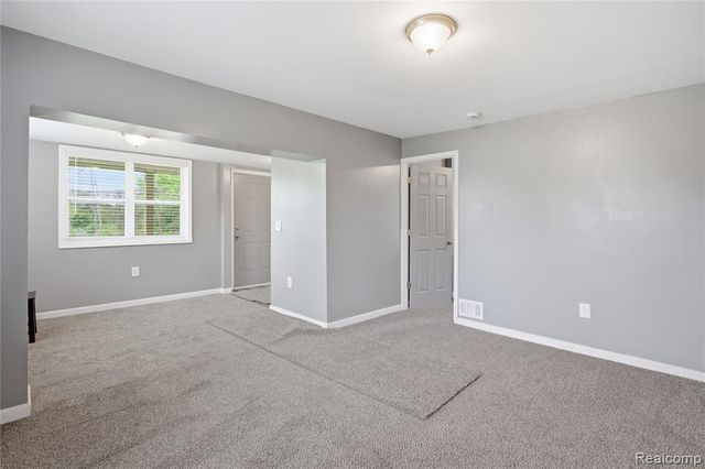 23060 Bernard Street Upper Unit, Taylor, MI 48180