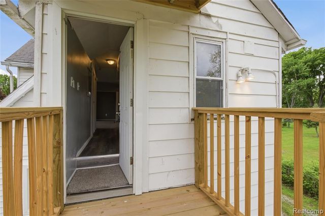 23060 Bernard Street Upper Unit, Taylor, MI 48180
